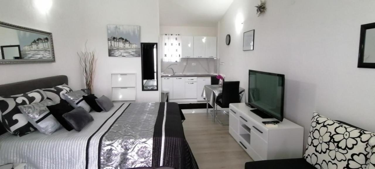 Beautyful Sea View 6 Luxury Studio Danijela Senj  Exterior foto